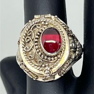 Boho Secret Storage Ring- .925 Sterling Silver & Garnet Cobachon. Ladies Size 7.